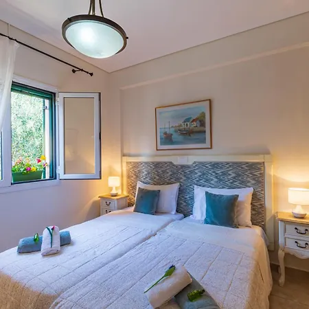 Seafront Luxury * Μπαρμπάτι